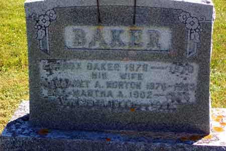 Lennox Baker grave